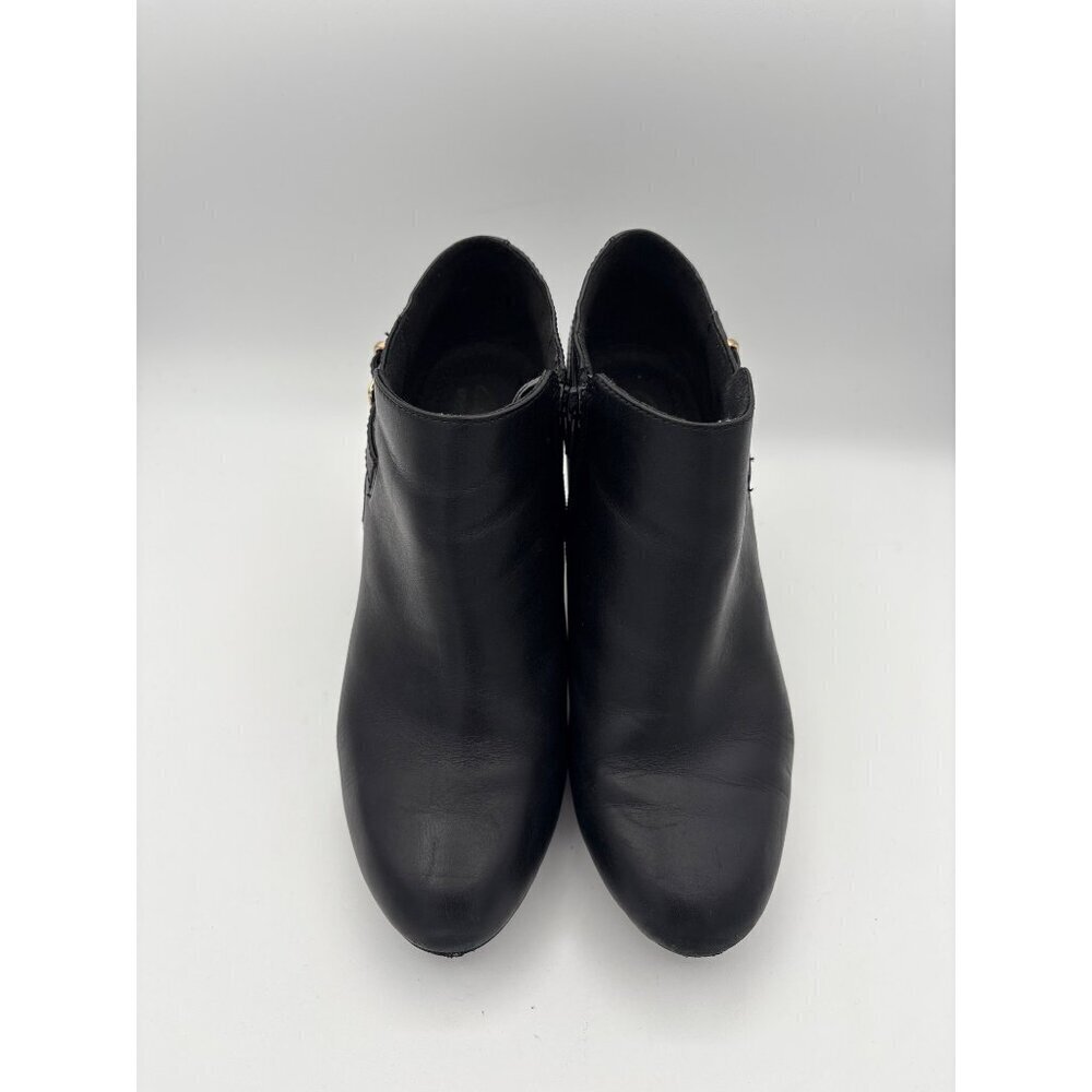 Clarks Womens Black Leather Ankle Booties Size 7 With Buckle & Zip Closure